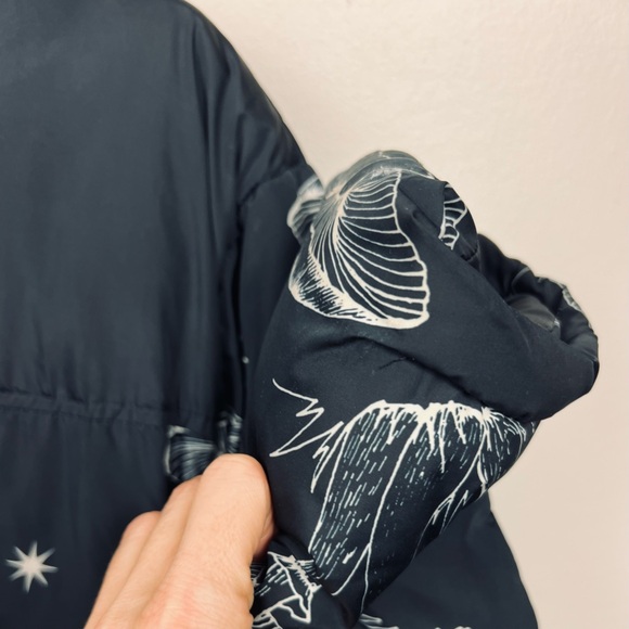 Mushroom Print Puffer Jacket · Black · Forever 21 · Men’s Size M - Picture 7 of 16